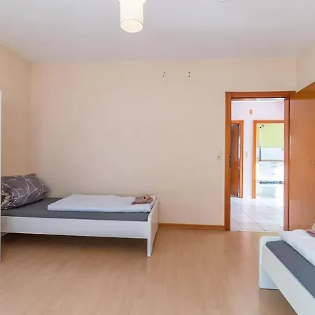 Monteurwohnung Im Schoenen Bei Mainz דירה *