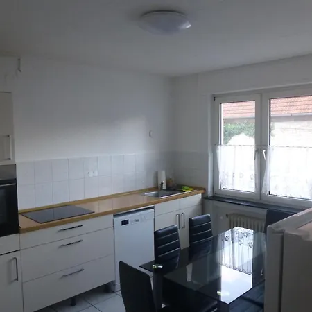 Monteurwohnung Im Schoenen Bei Mainz דירה Essenheim